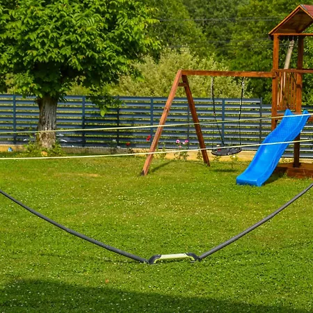 Case de vacanță Moon Bezdead